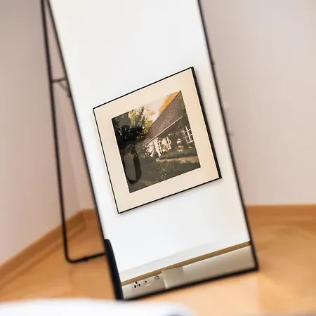 Metro Swietokrzyska Enchanting *