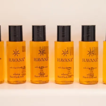 Metro Swietokrzyska Enchanting Apartment Warschau